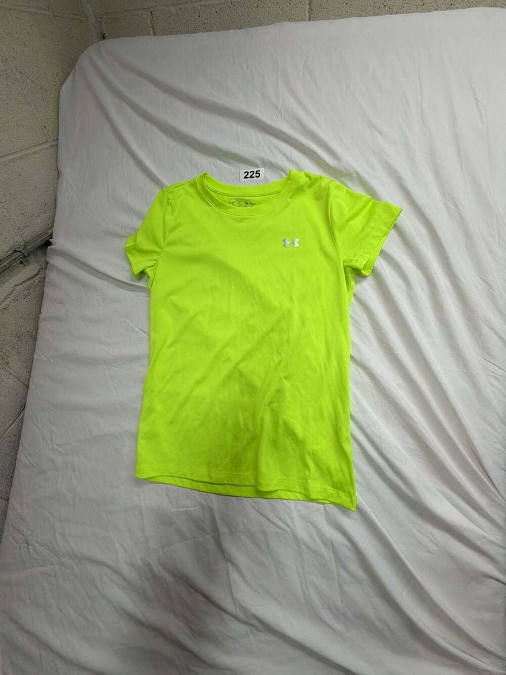 Under Armour HeatGear Loose Short Sleeve T-Shirt Neon green Women's Size SM P/CH